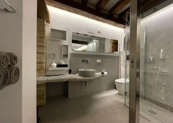 Apartment Veniceloft 5minutefromrialto 10minutefromsanmarco 5minitestationtrain Infrontofcad'oro *