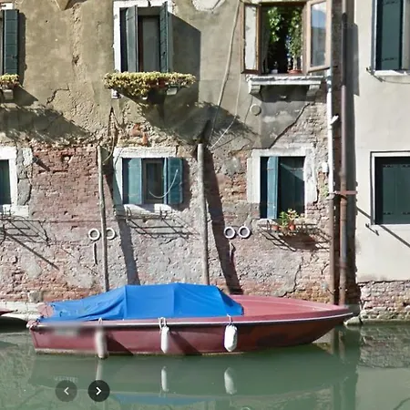 Veniceloft 5minutefromrialto 10minutefromsanmarco 5minitestationtrain Infrontofcad'oro Venecia